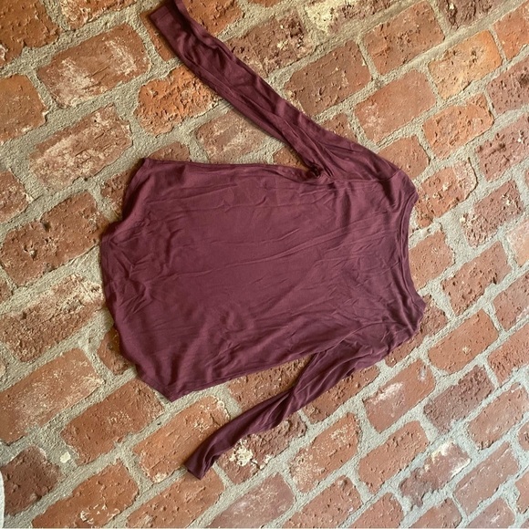 Treasure & Bond size Large long sleeved shirt - Picture 6 of 10